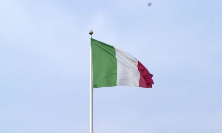 OLYMPIAELD/ITALIENSK FLAGGA