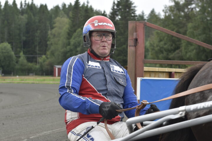 Roger Nilsson – visslar.JPG