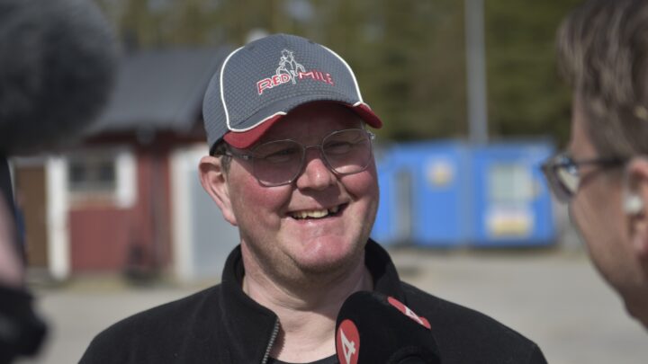 Roger Nilsson – intervjuas TV4.JPG
